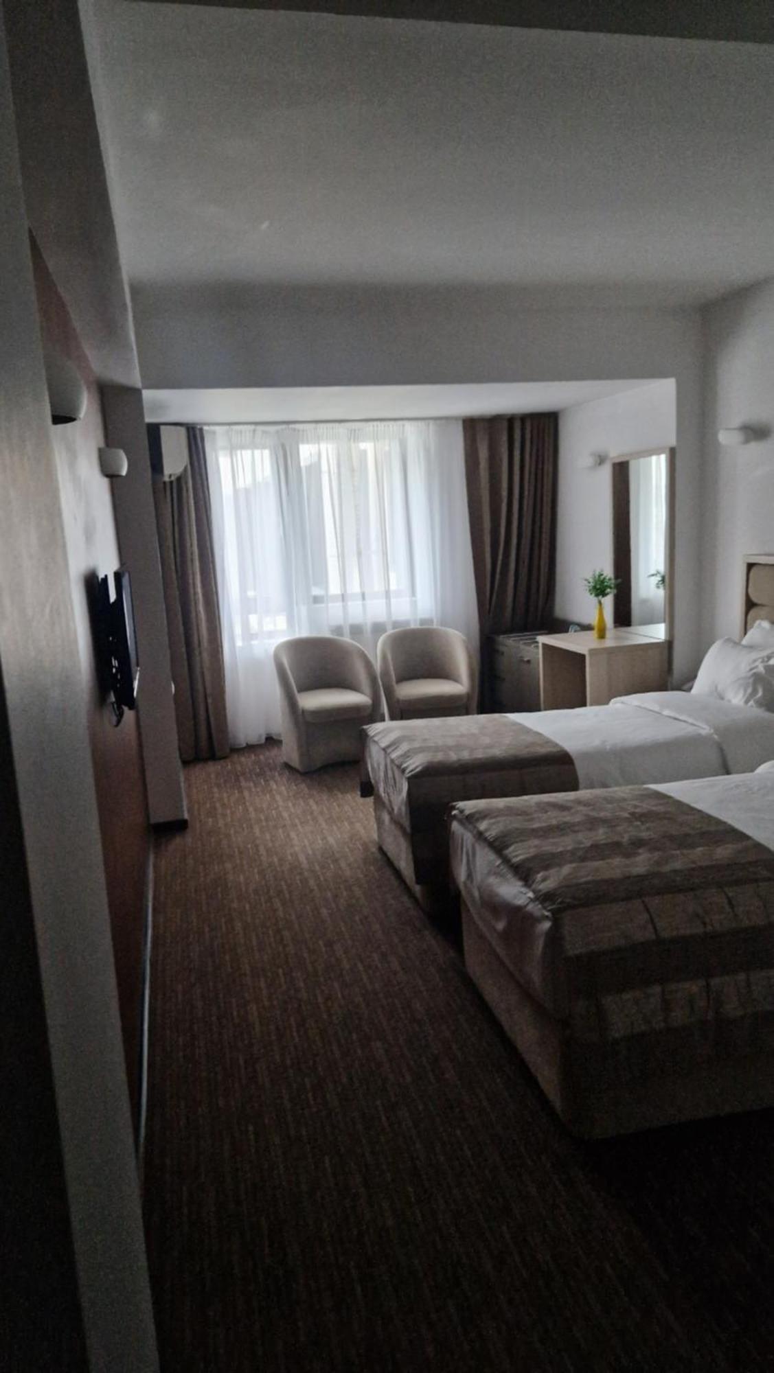 City Hotel & Lounge Slatina  Exterior photo