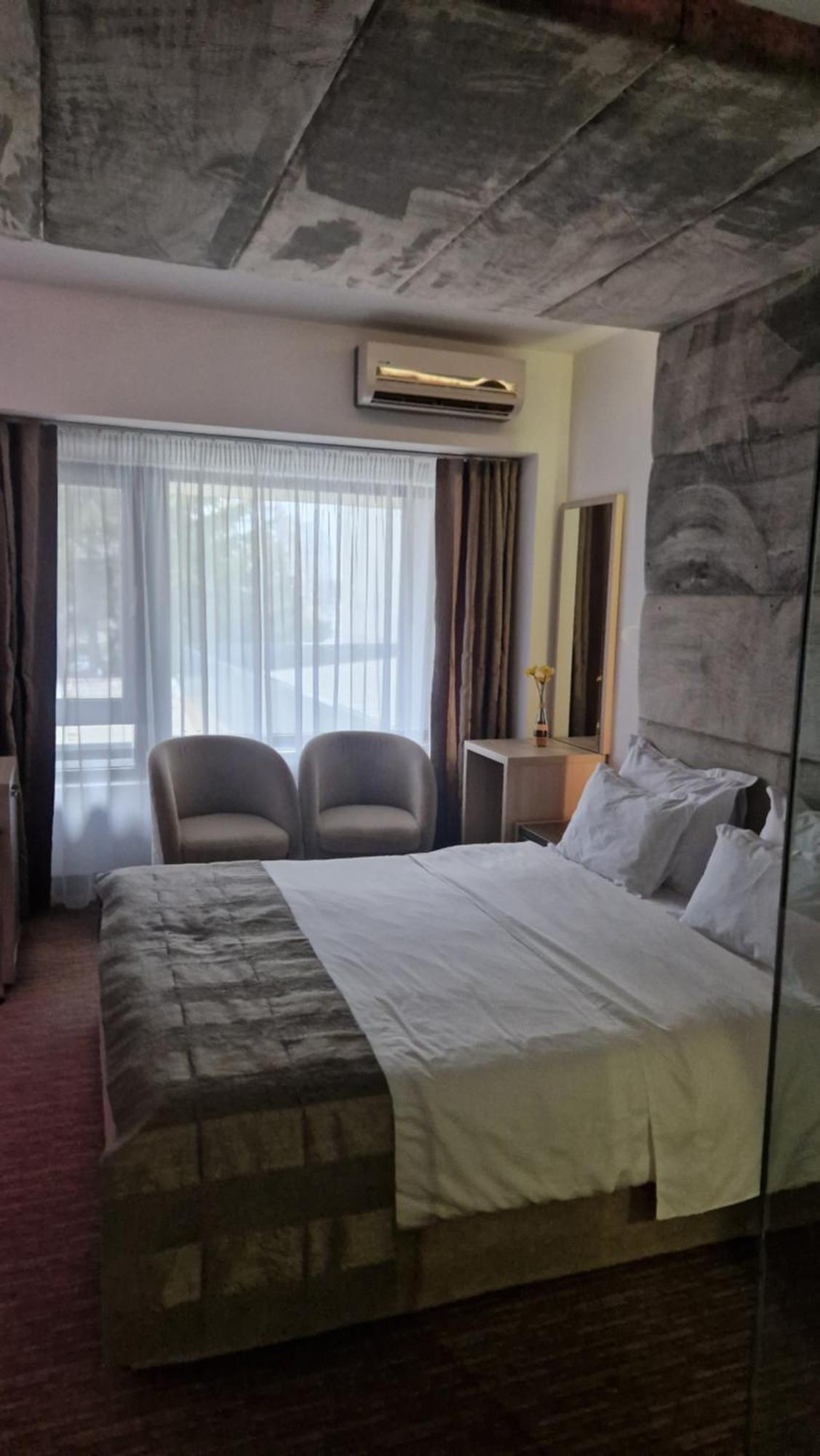 City Hotel & Lounge Slatina  Exterior photo